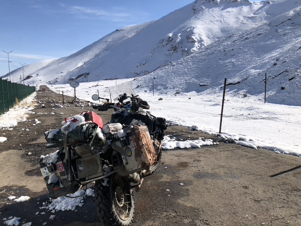 Destino Pamir Valley