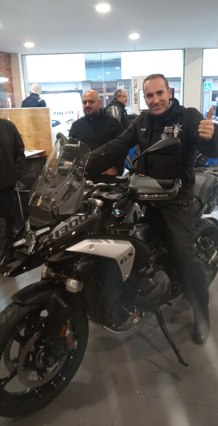 «BMW R 1300 GS» Con MOTO2 LLEIDA